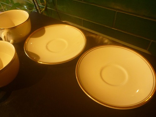 Royal Dalton New Romance Cup and Saucer pair - Picture 2 of 6