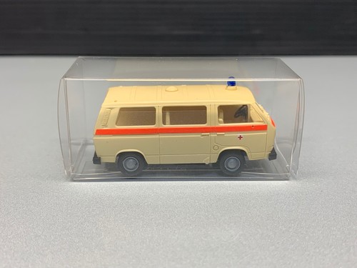 Volkswagen VW T3 Bus Transporter Rotes Kreuz Einsatzwagen Van PKW Roco H0 1:87 - Picture 2 of 12
