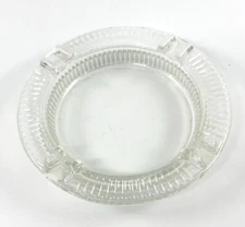 Ashtray Round Ribbed Clear Glass Cigarette Coin Trinket Dish Vintage 
