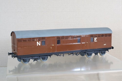 KRATZSATZ GEBAUT 0 STÄRKE NE BRAUN PAKETE PFERDE BOX DREHGESTELLWAGEN 1217 og | Condition: Used