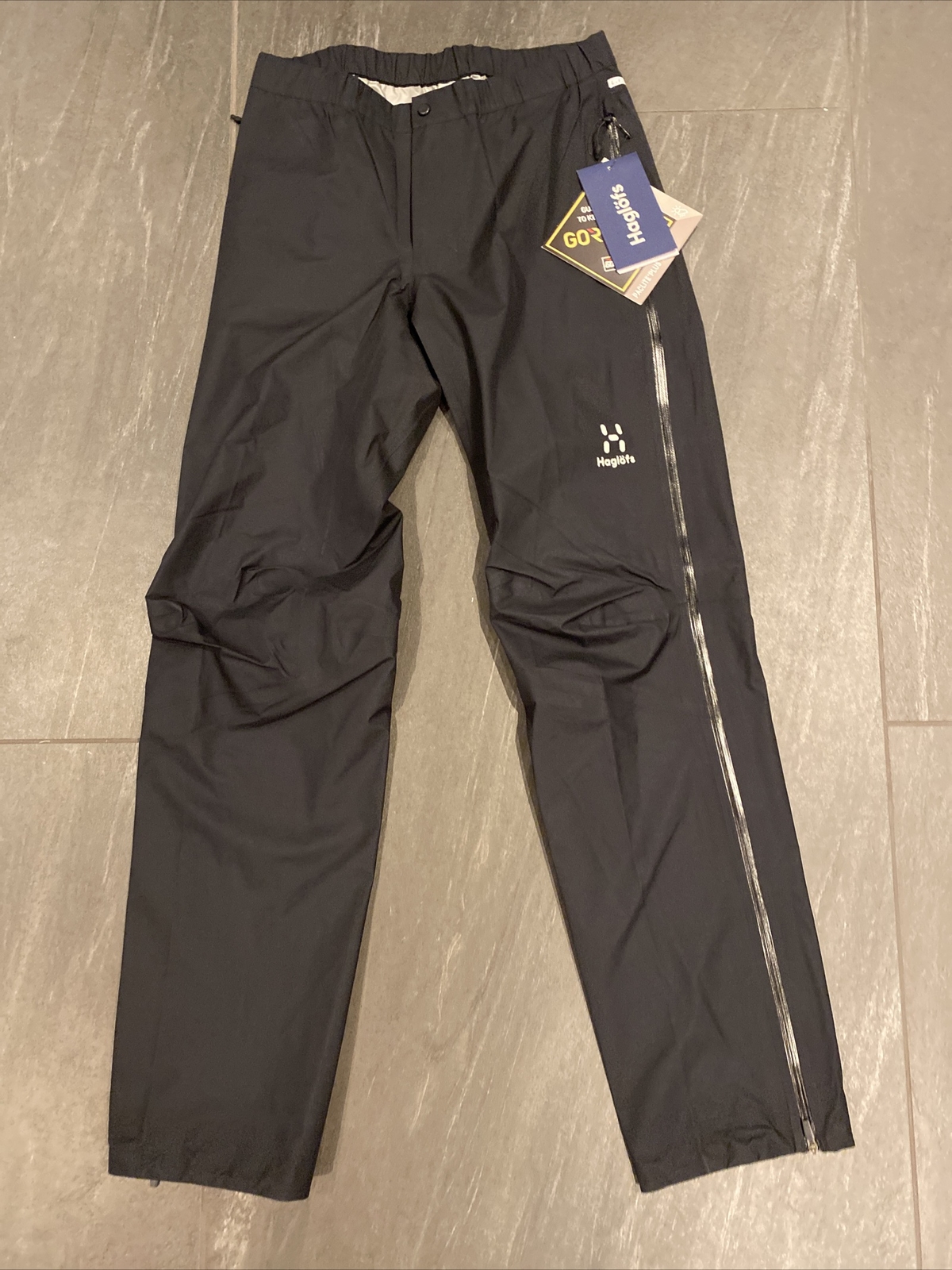 Foto 1 di 3
