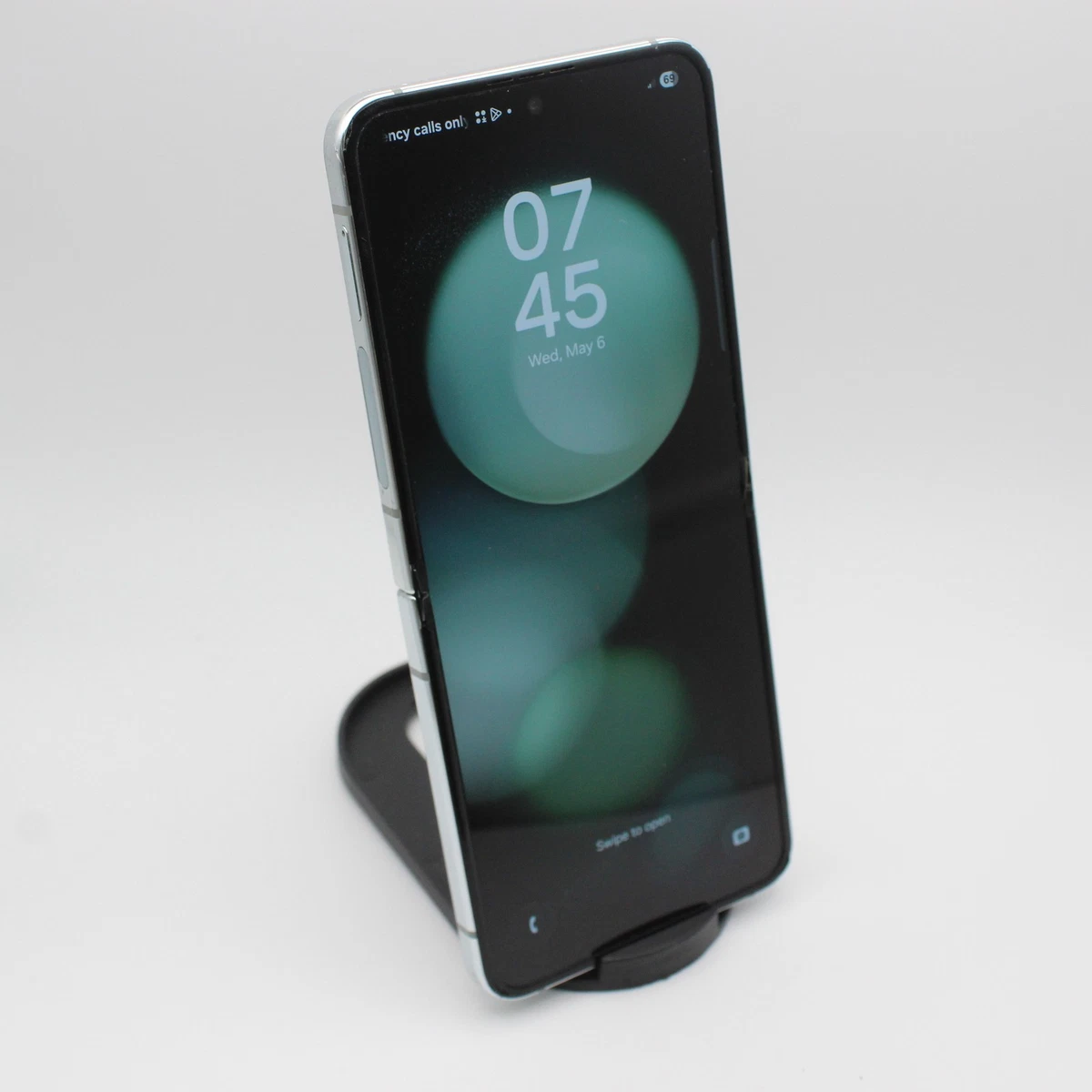 Samsung Galaxy Z Flip5 Unlocked for Sale | Shop New & Used Cell