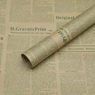 Vintage Geschenkbox mit Zeitung Blumenstrauß Verpackungset Komplettset