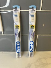 Oral-B Advantage Angle Soft Regular Toothbrush Lot Of 2