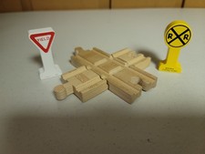 Thomas Wooden Railway Cross Track Signs Rail Road Very Good Condition