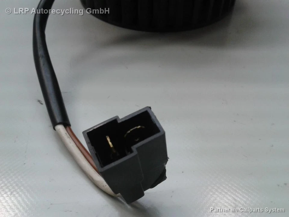 Volvo 440 Gebläsemotor Heizung Klima 0130111149 BOSCH BJ1995 - Bild 2 von 4