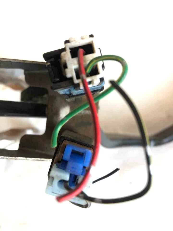 1999 Nissan Pathfinder Freio Stop Pedal Lento com Conjunto de Sensor Usado - Imagem 3 de 4