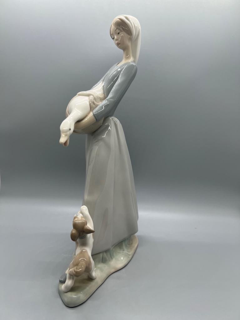 Lladro Girl with Goose & Dog Figurine Children with Animals