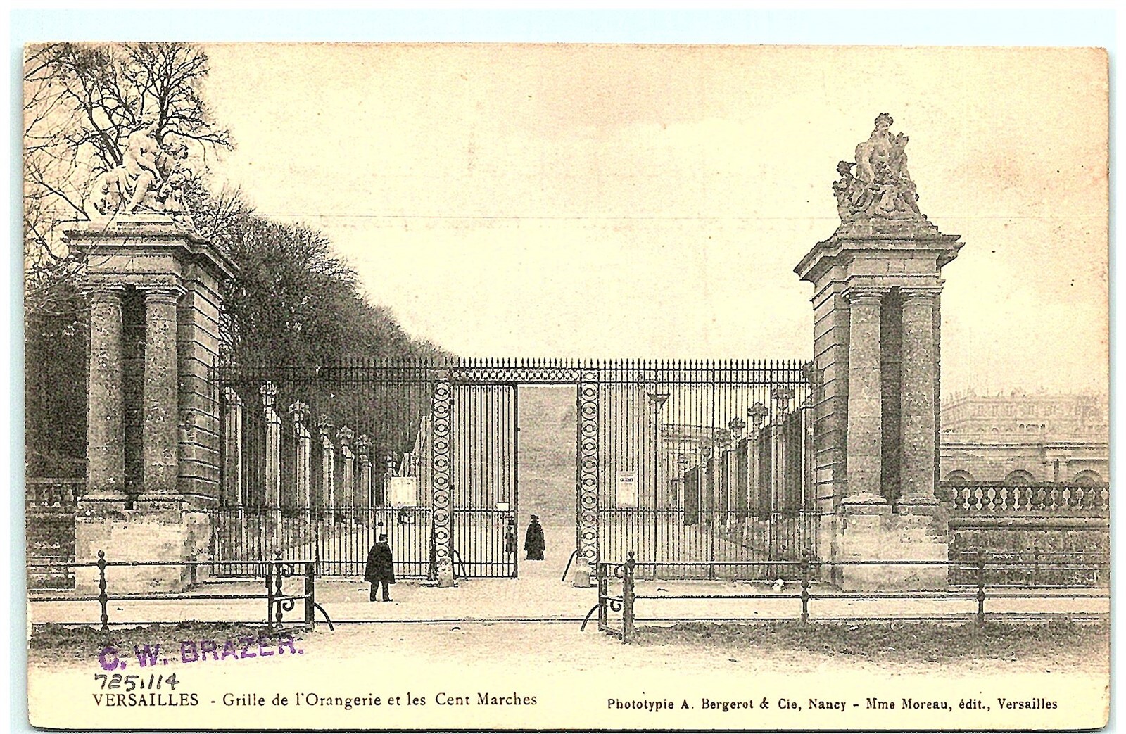 S02-7439, Versailles, Grille De L'orangerie Et Les Cent Marches, 100-Yo Postcard