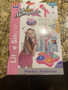 Little Singer Peerless Performer Kid Star Microphone Brand New in Box
