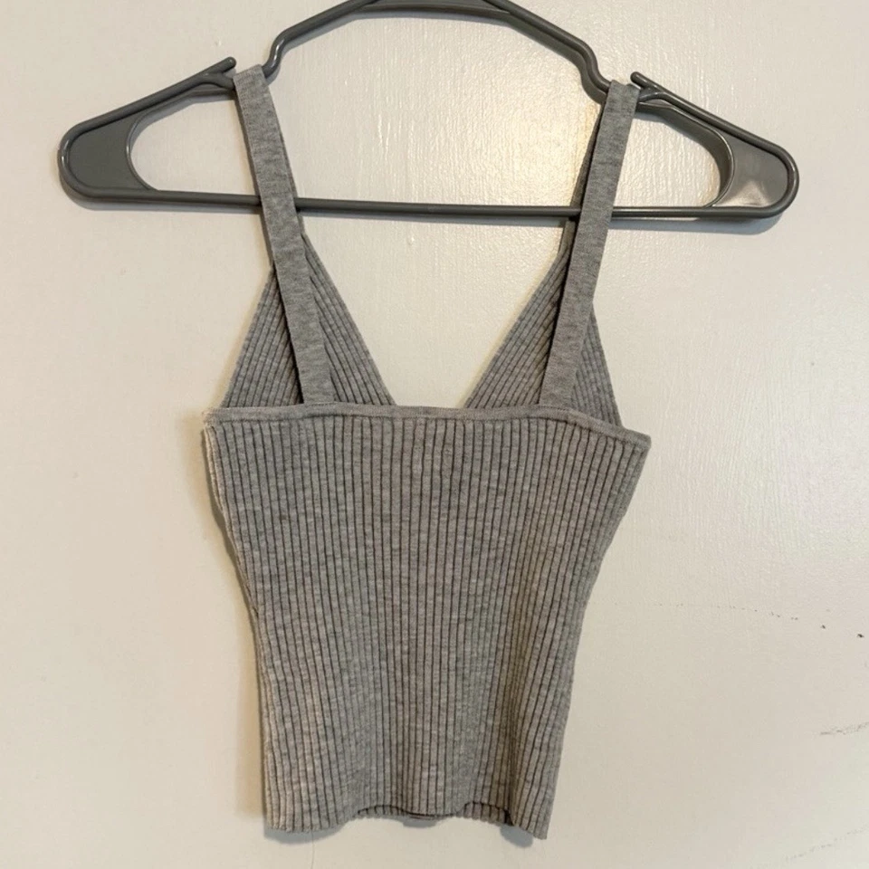 Aerie 灰色罗纹短款毛衣背心,中等尺寸,有弹性 — 第 2/4 张图片