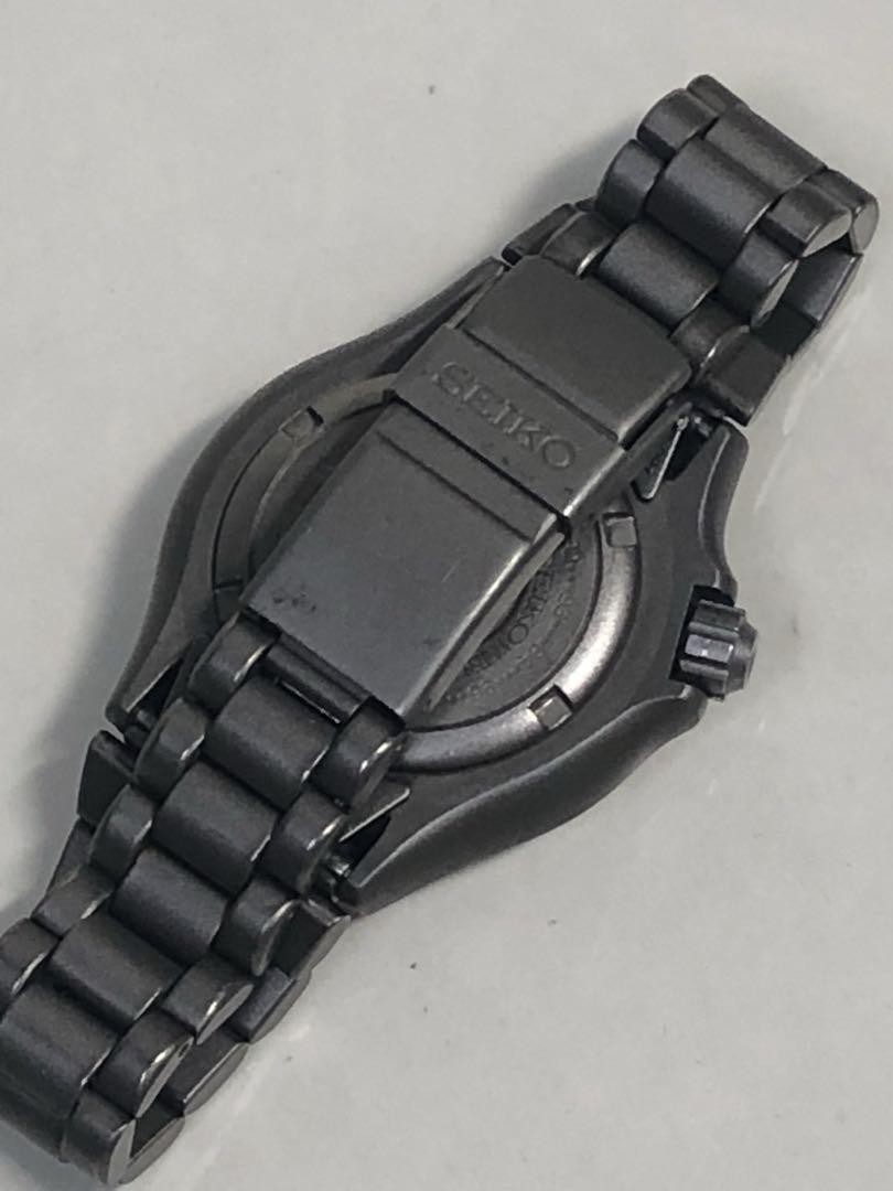 ボーイズチタン セイコー ダイバー PROFESSIONAL 2A22-0320 Seiko Diver Professional 2A22-0320 Boys Titanium From Japan