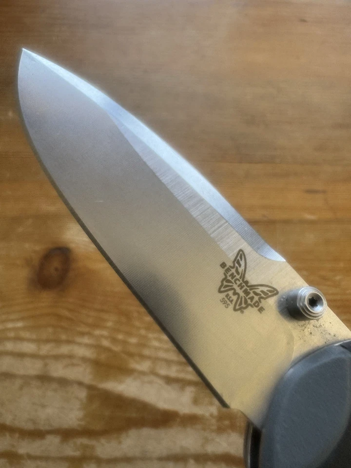 Navaja de bolsillo de goma asistida Benchmade Mini Boost 595 descontinuada rara Foto 4 de 4