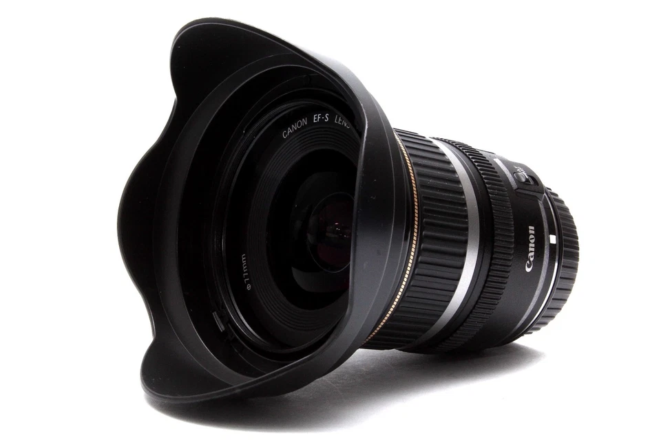 Canon EF-S 10-22mm f/3.5-4.5 USM Wide Angle Macro Lens for Canon EOS Digital - Image 2 of 4