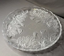 Mikasa Studio Nova Winter Rose Platter (14”) Frosted