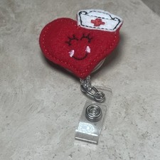 Felt Heart Stethoscope Badge Holder Cute Retractable ID Badge Reel for Nurse