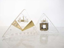 Clear transparent triangle bronze or gold design hair claw clip for medium fine