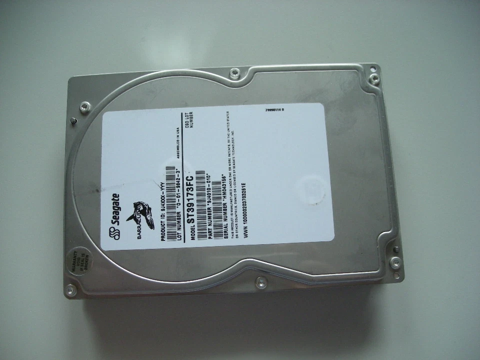 Seagate Barracuda ST39173FC 9.1GB Fibre Channel HD - Image 3 of 4