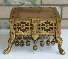 Brass Chair With Copper Sheets And Bells Flower Engraving 04 Pillars EK268