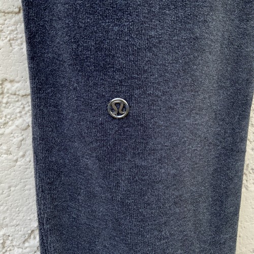 Lululemon Women’s Size 6 Warm Down Black Jogger Velour Heathered Pants Gray Full - Picture 15 of 15