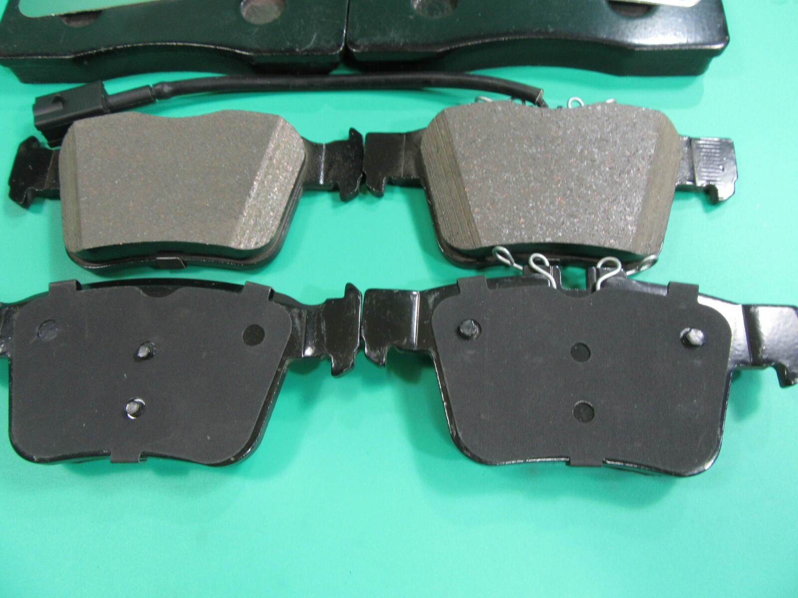 Maserati Ghibli front rear brake pads PREMIUM QUALITY 17-25 for smooth rotors