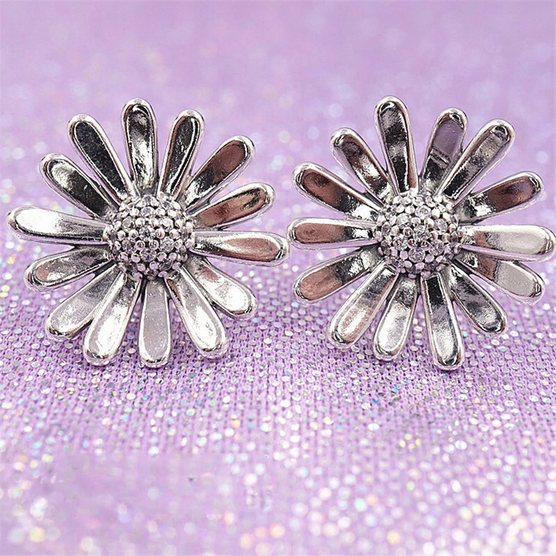 Pavé daisy flower statement stud earrings deals