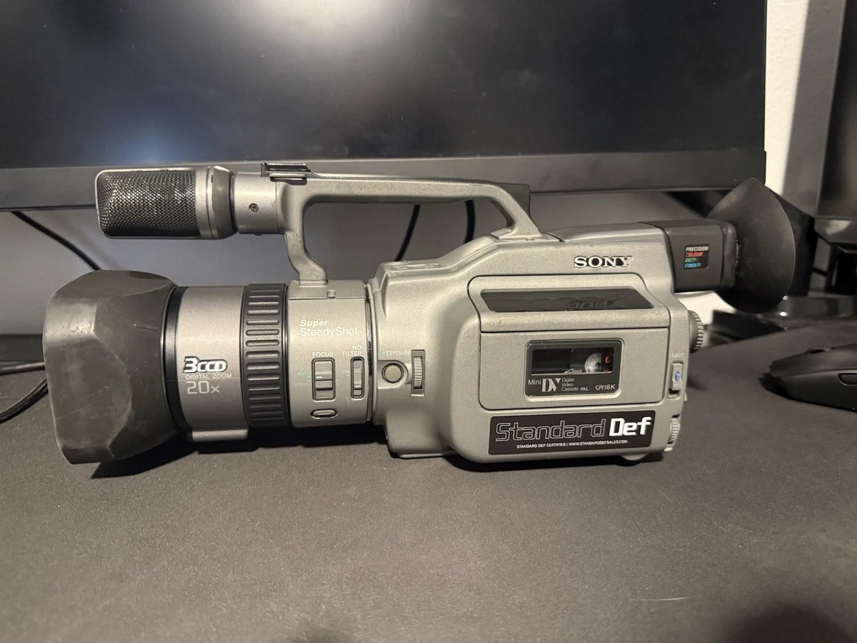 更に値下げ‼️ SONY VX1000 スケートボード文化を変えたビデオカメラ「Sony DCR-VX1000」 発売から