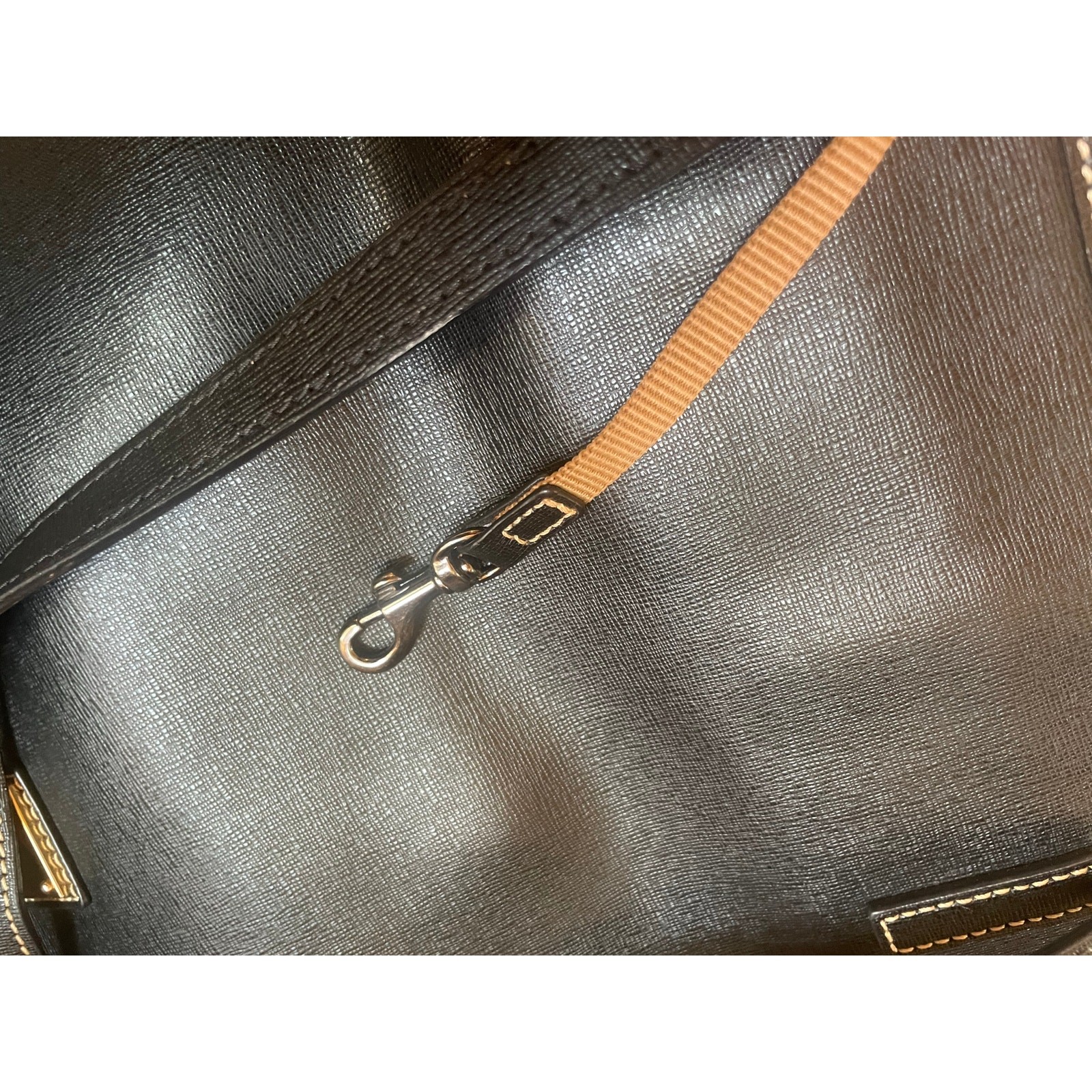 DOONEY & BOURKE - image 6