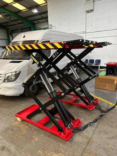 Ex Showroom Full Rise Car Scissor Lift, FHS3 3 Tonne Wheel Free Scissor LIft - Picture 1 of 6