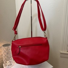 IM Heart Red Pebbled Faux Leather Crossbody Bag Gold Hardware Adjustable Strap