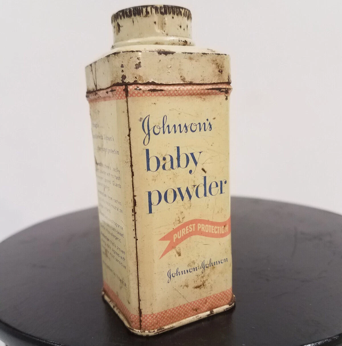 Vintage Johnsons and Johnsons BABY POWDER TIN TALC CAN 1-1/2 oz