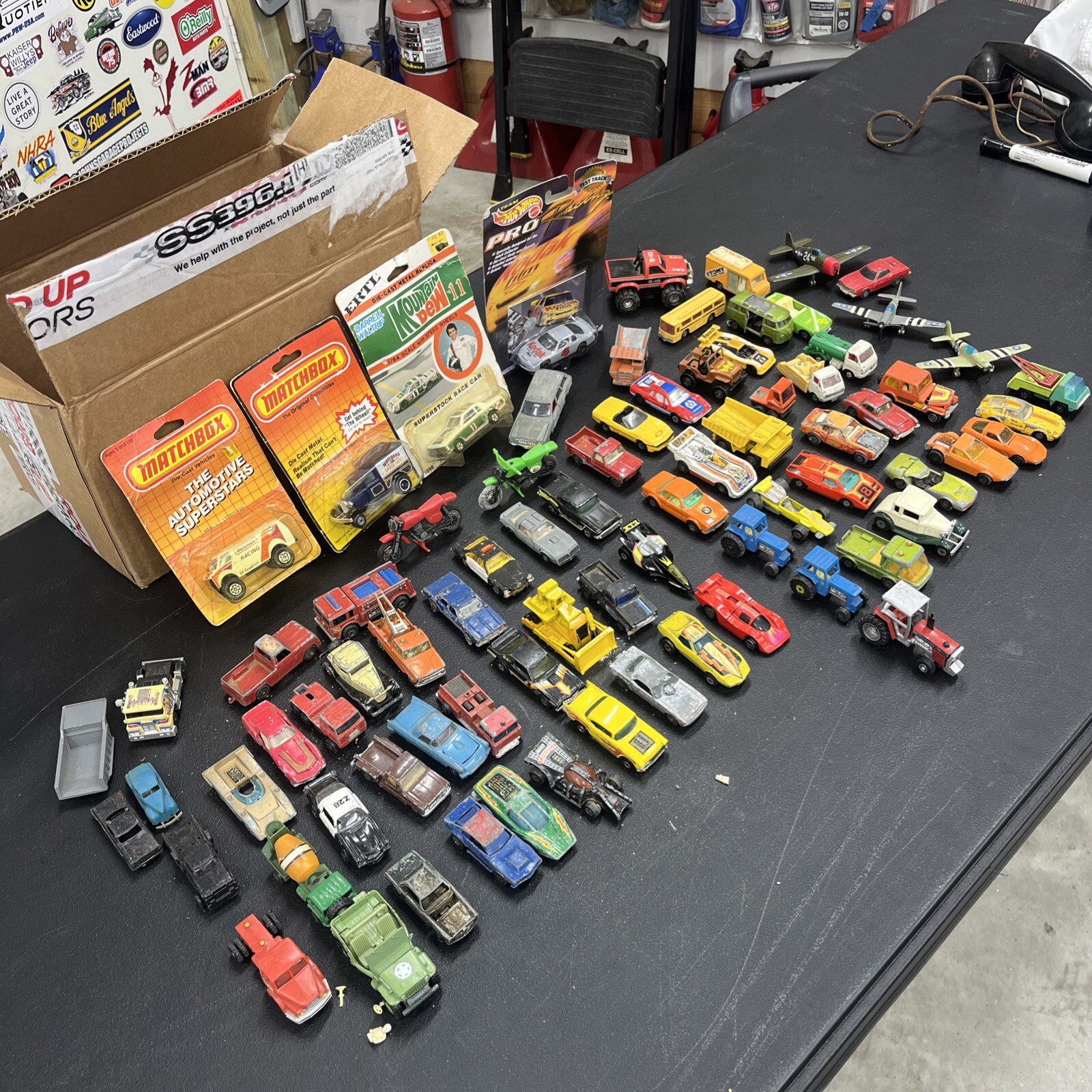 Assorted Vintage Hot Wheels, Matchbox, PlayArt, Tomica, Yatming & Corgi Toys