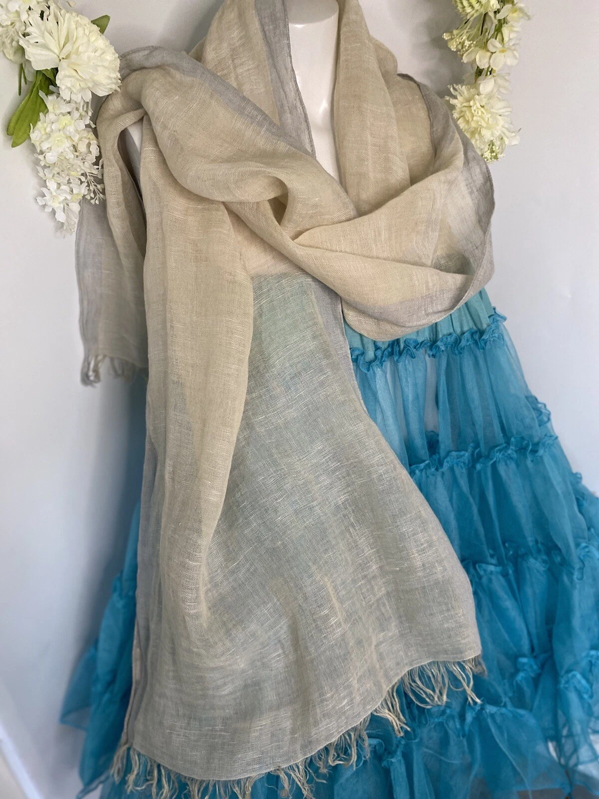 Terra Di Siena Vtg 74" x 17” Linen Scarf Made in Italy Beige Gray Border Fringed