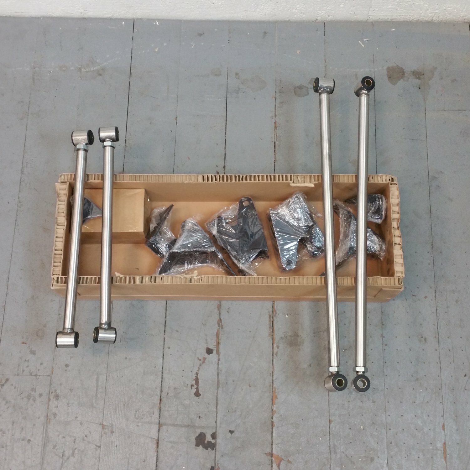 Stainless Steel Triangulated Full Size 4 Link Kit for 1968-1974 Roadrunner