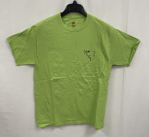 Kelly Quigley Art T-Shirt in Green size Medium