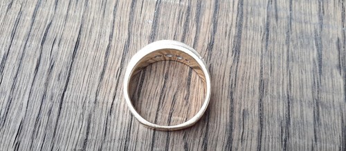 MEN'S 14 KARAT YELLOW GOLD RING SIZE 8.5, DIAMOND .50ctw - Picture 7 of 7