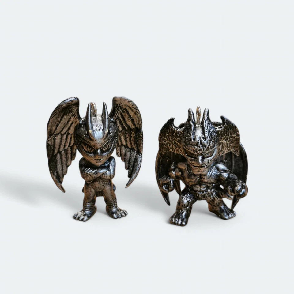 Banpresto DEVILMAN PVC 钥匙链小饰品 1.5 英寸迷你人偶金属灰色 2 件装 — 第 2/4 张图片