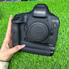 Canon EOS-1D X Mark II 20.2MP Digital SLR Camera Body English Language-95 NEW