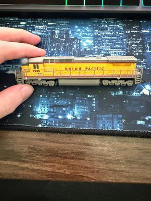 Unused Bachmann N SCALE - 85003, Dash 8-40C Locomotive, Union Pacific 9202