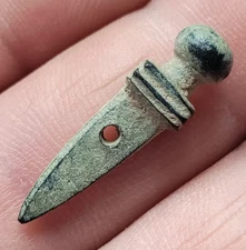 Ancient Roman 100-200A.D. Legionary GLADIUS amulet pendant. Authentic artefact.