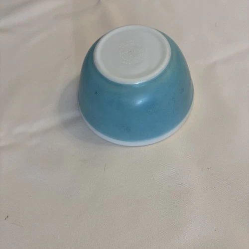 Vintage Pyrex Turquoise Blue Nesting Mixing Bowl White Band 402 1.5 Qt MCM