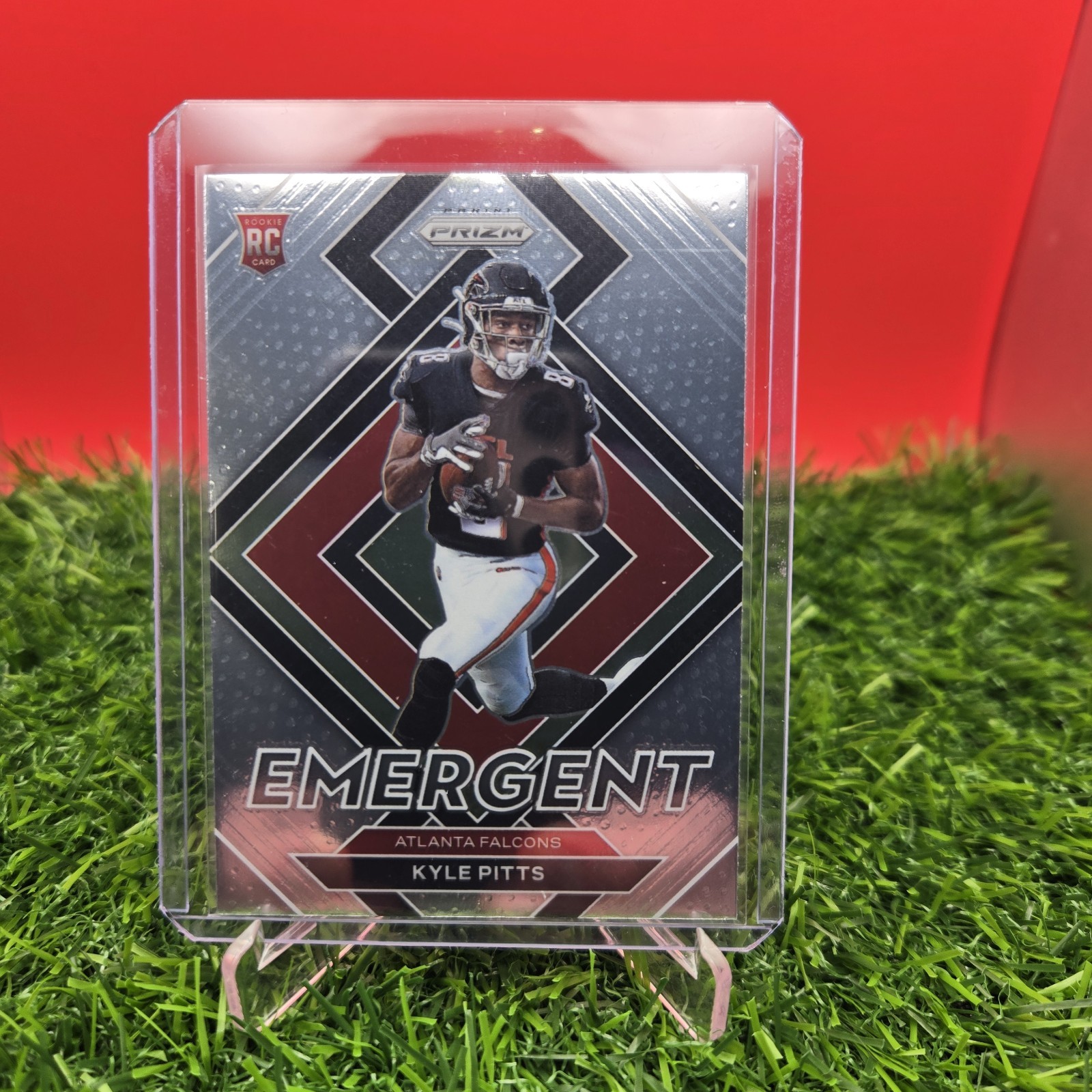KYLE PITTS ROOKIE RC 2021 Panini Prizm Emergent Insert #E-11 Atlanta Falcons