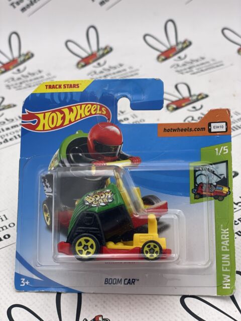 Die Cast " Boom Car Hw Fun Park " Hot Wheels Scale 1/64 CB8301 Die Cast " Boom Car Hw Fun Park " Hot Wheels Scale 1/64 CB8301