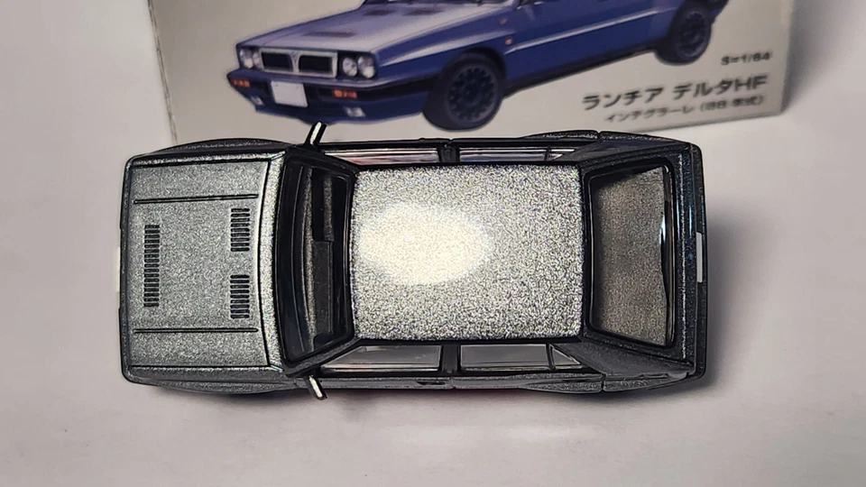1:64 Tomica Limited Vintage Tomytec LV-N136a Lancia Delta HF Integrale 1988 Foto 3 de 4