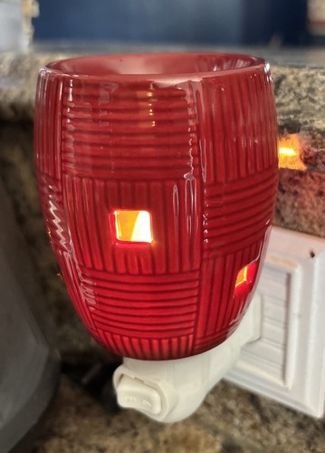 Scentsy.  mini warmer plug in Red.  Gently Used.
