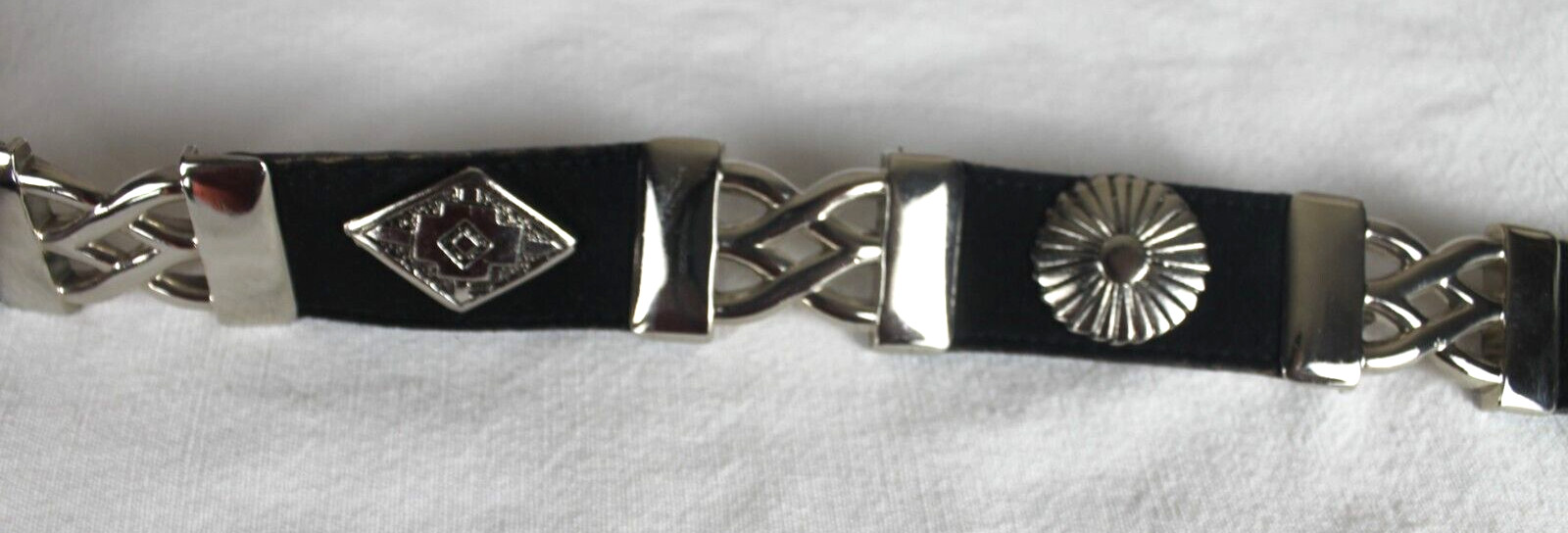 Streets Ahead Black Leather Belt Silver Aztec Logo Metal Tag Size Small 1653