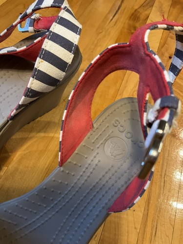 Crocs Wedges Sandals Sz 10 Blue White Striped Nautical - Picture 3 of 6