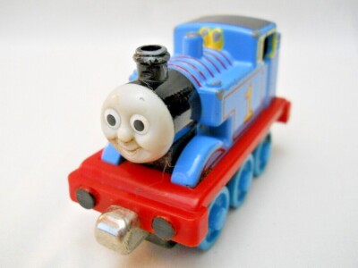 THOMAS THE TANK TRAIN ENGINE 2002 Gullane 336 5 SR00 2¾” Magnetic