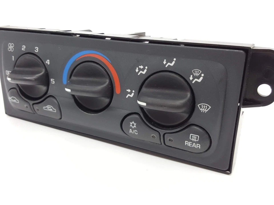 OEM 1997-2005 CHEVROLET MALIBU Climate Control Heat A/C HVAC Temp / Rear Defrost - Image 2 of 4