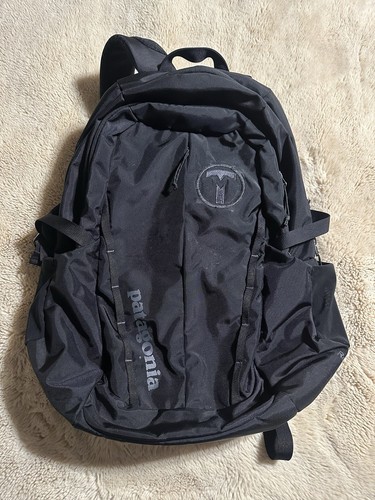 Patagonia Refugio 28L Rucksack schwarz Wandern Laptop Outdoor Handgepäck